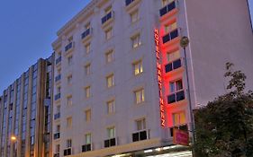 Martinenz Hotel Old City